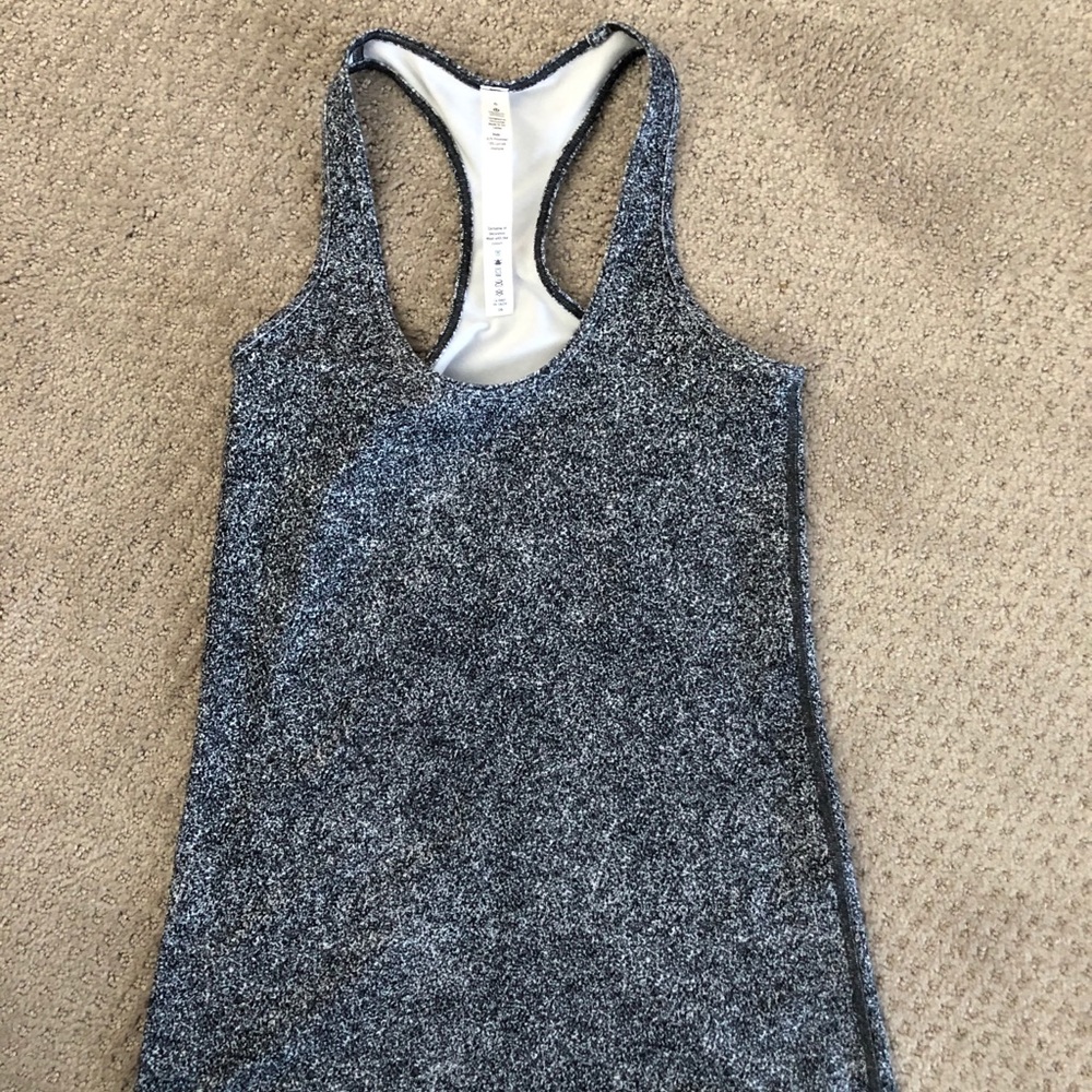 Lululemon Tank size 6